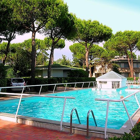 Appartamenti Villaggio San Siro Bibione Bagian luar foto